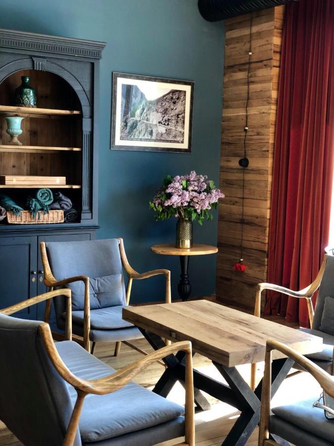 Hotel Stancia Kazbegi - City Center Buitenkant foto