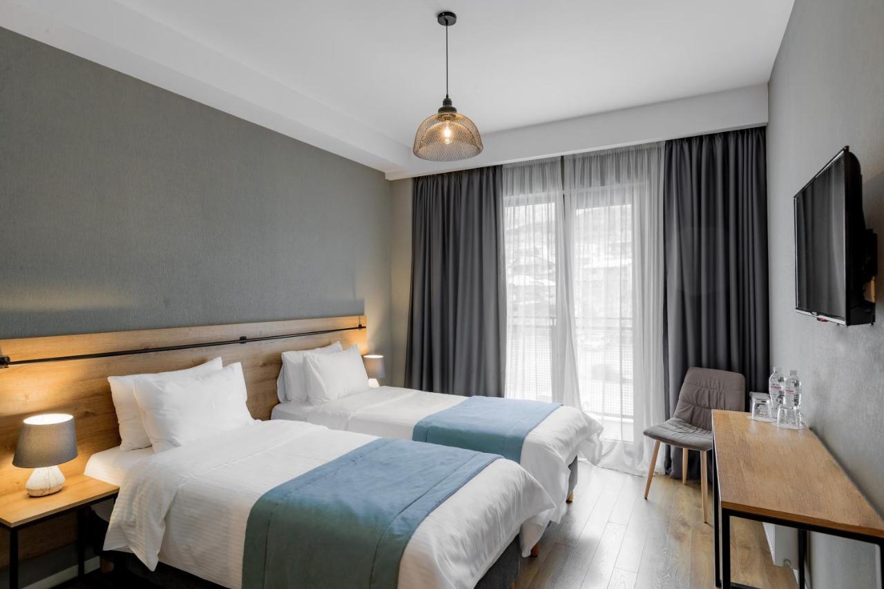 Hotel Stancia Kazbegi - City Center Buitenkant foto