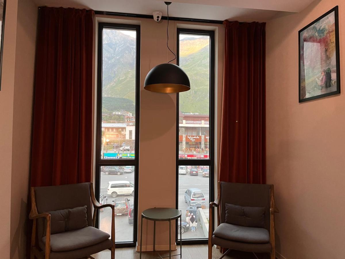 Hotel Stancia Kazbegi - City Center Buitenkant foto