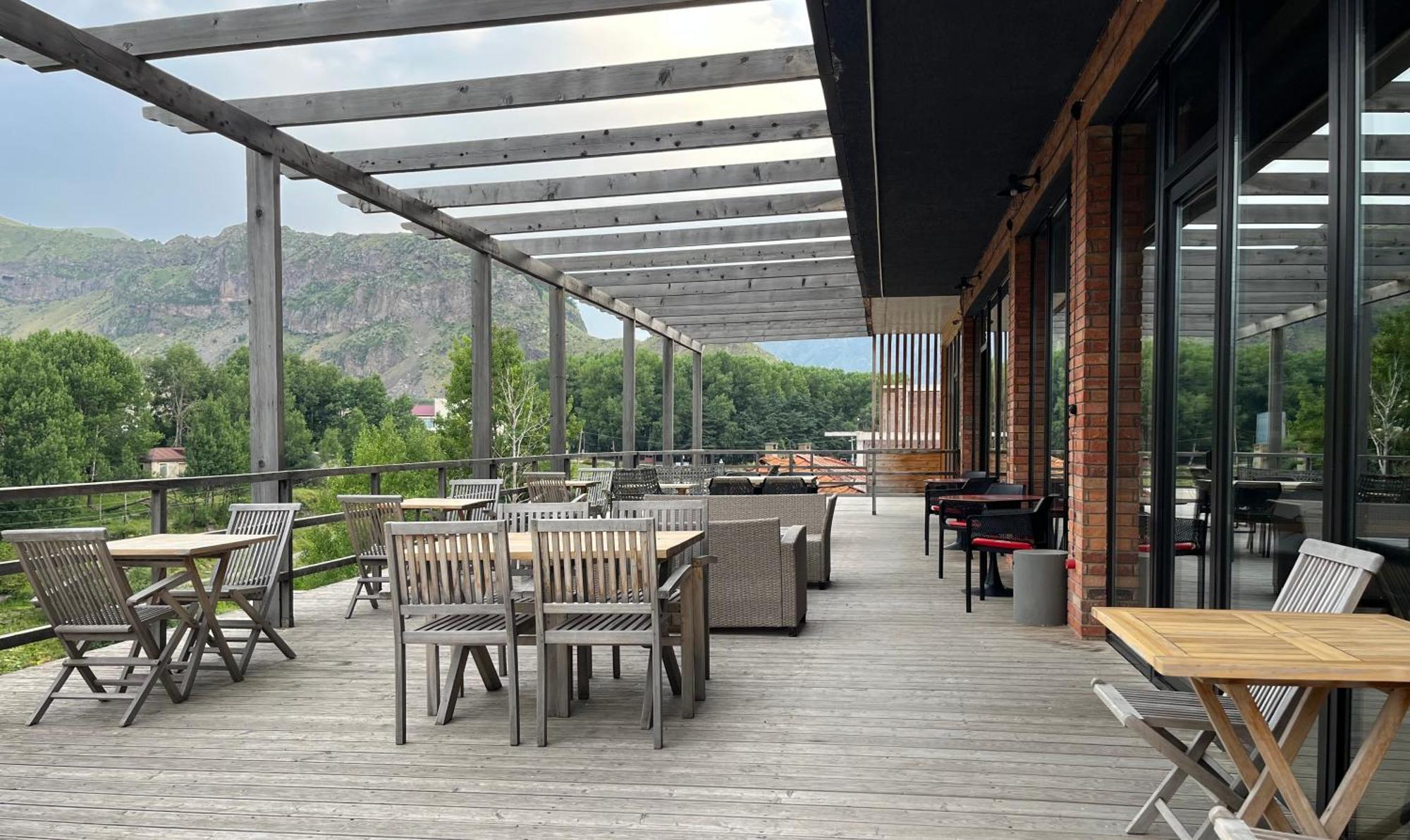Hotel Stancia Kazbegi - City Center Buitenkant foto